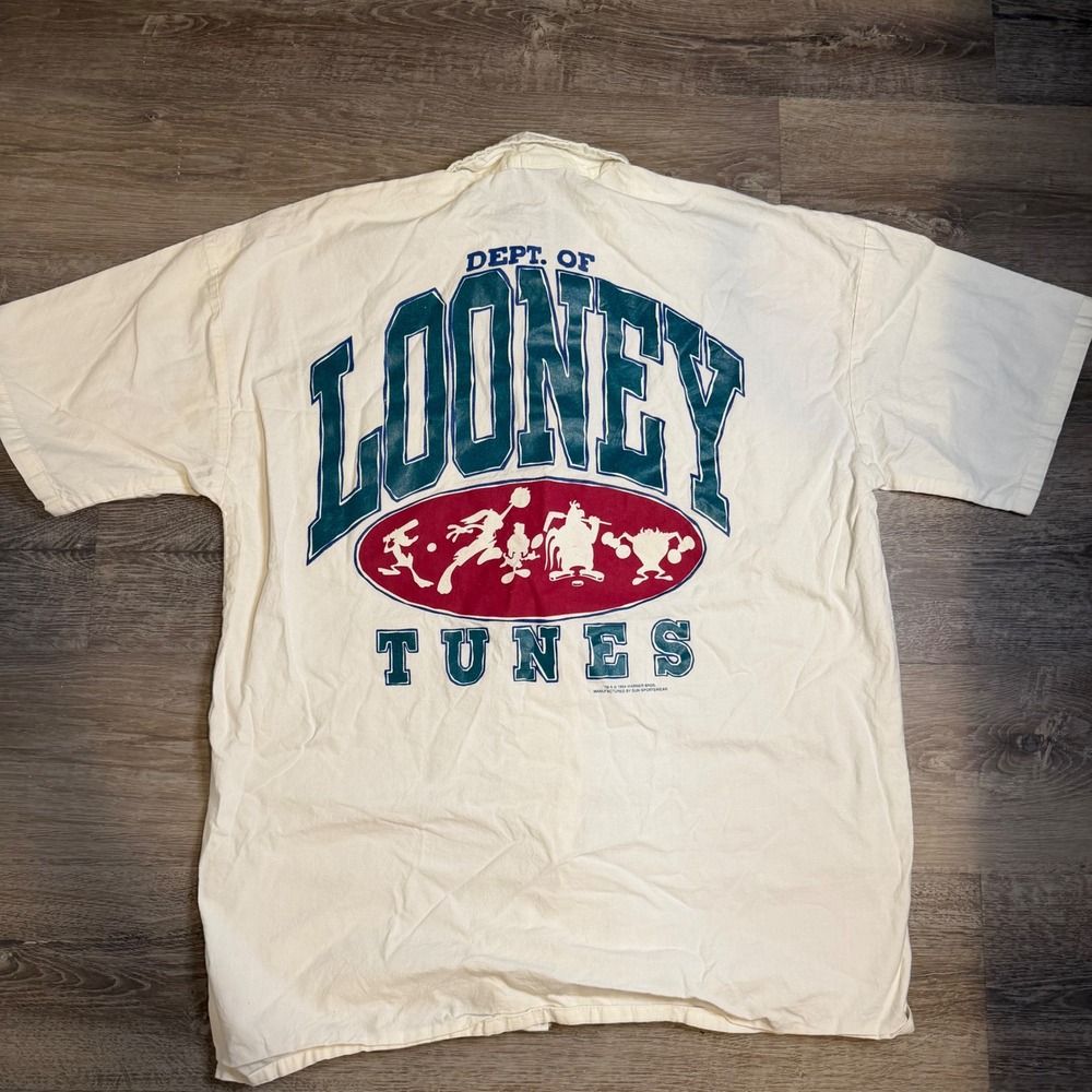 Vintage 1994 Looney Tunes Sun Sportswear Button Down Shirt XL 90s Bugs Bunny
